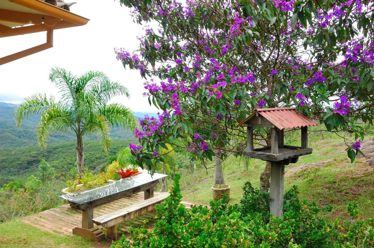 Pousada Vila Mineira Lavras Novas Esterno foto