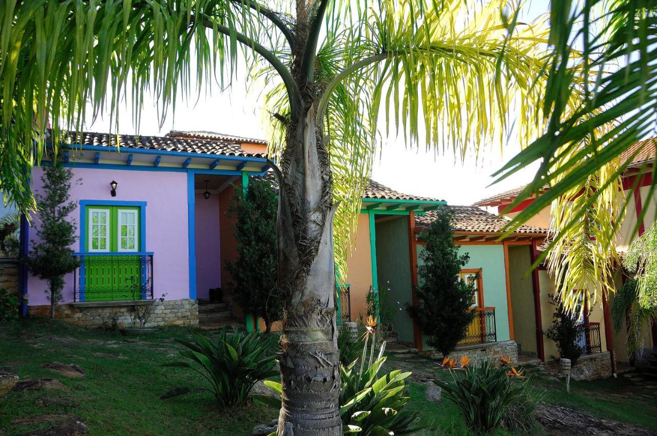 Pousada Vila Mineira Lavras Novas Esterno foto