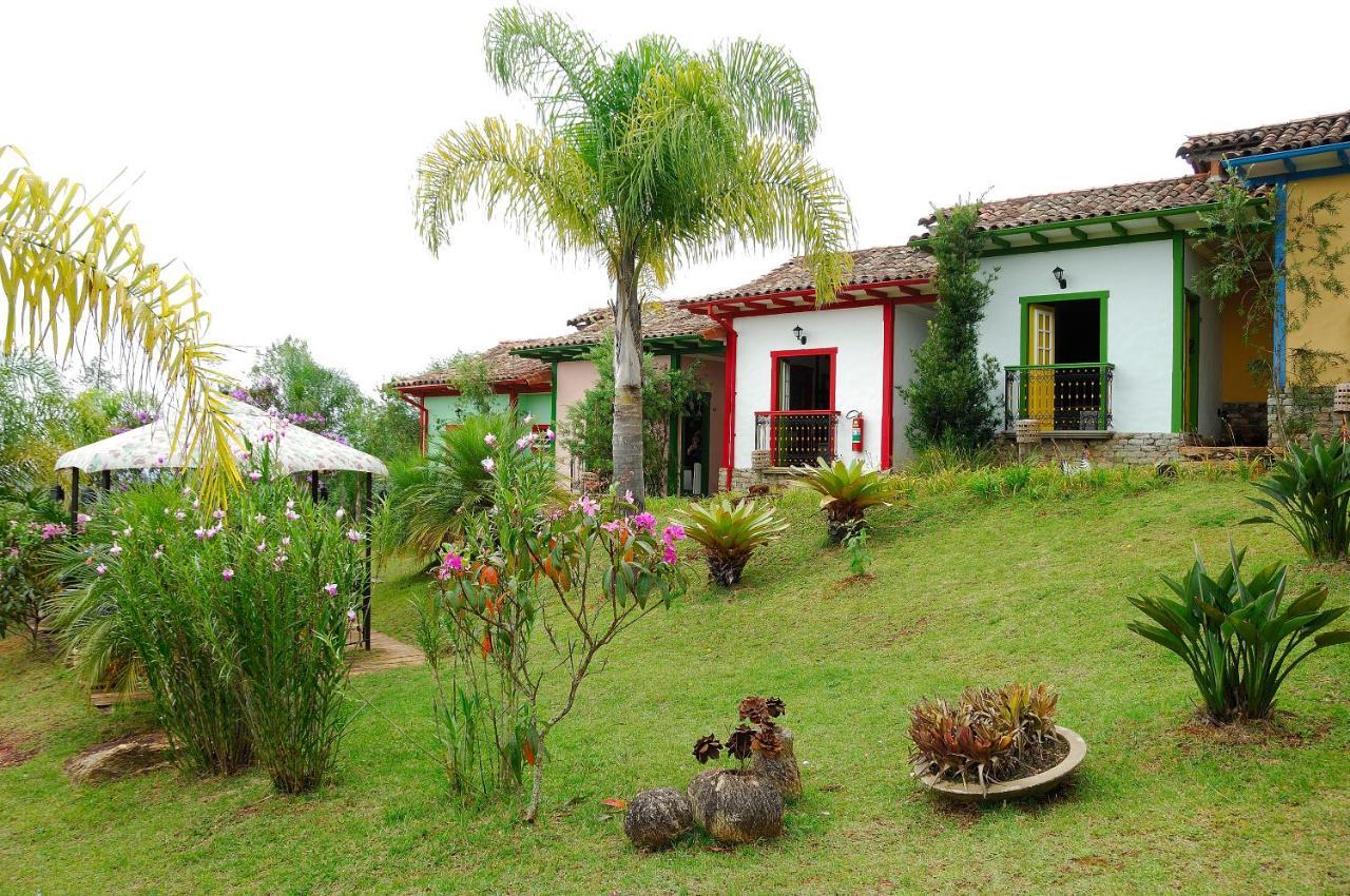 Pousada Vila Mineira Lavras Novas Esterno foto