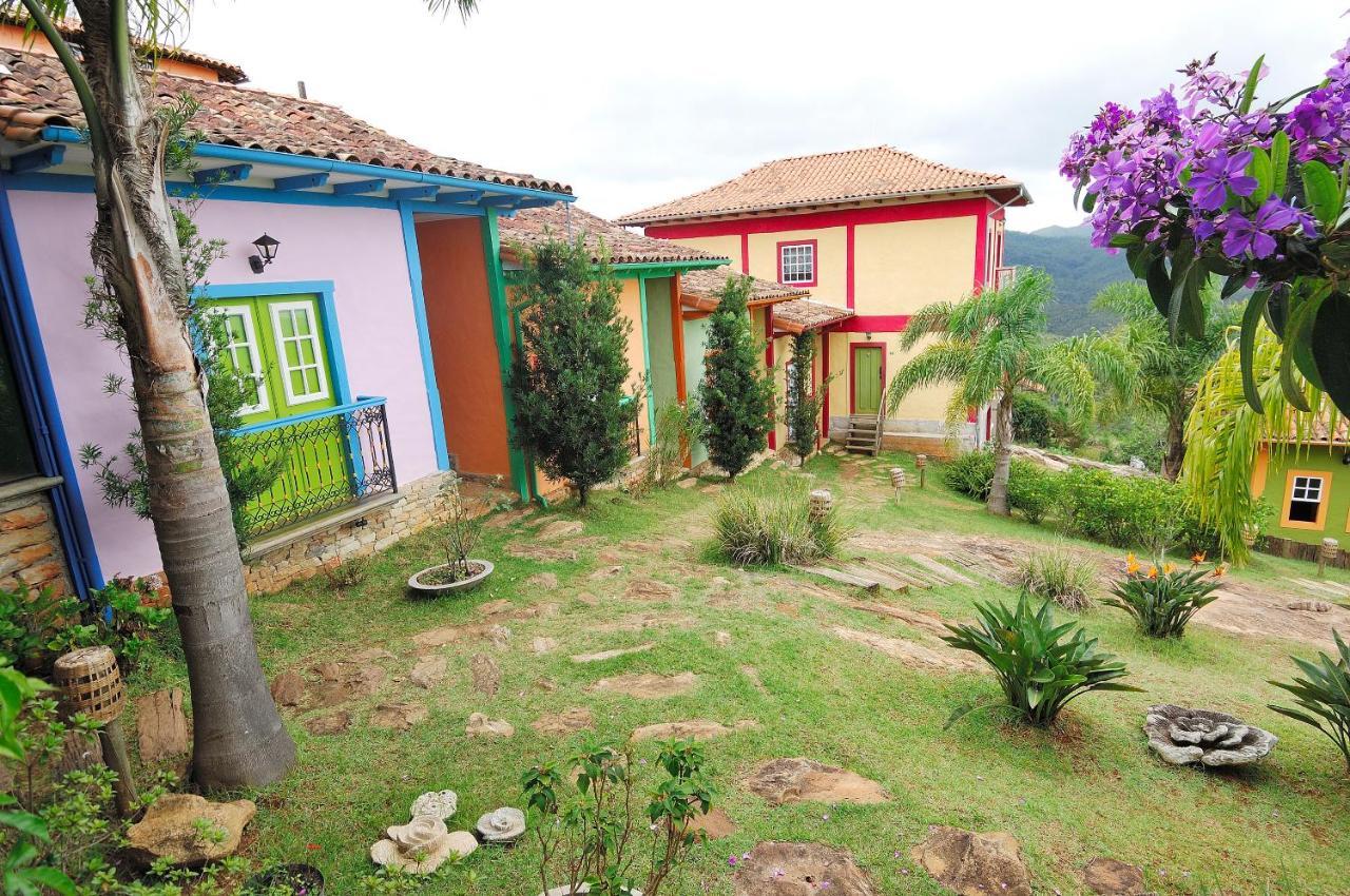 Pousada Vila Mineira Lavras Novas Esterno foto